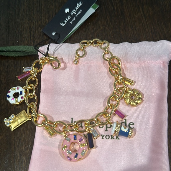 NWT KATE SPADE COFFEE BREAK DONUT CHARM BRACELET, COLLECTIBLE NOVELTY - Picture 3 of 3